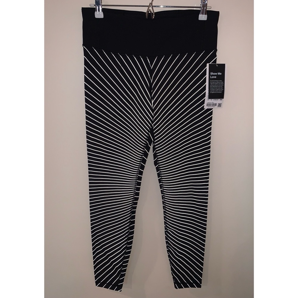 Lululemon • 10 • Reflective Speed Wunder Tight